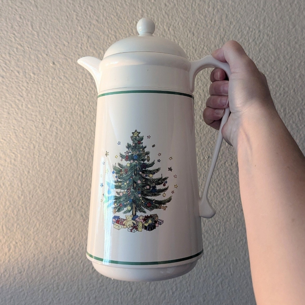 Vintage Christmas Nikko Thermal Vacuum Carafe, 1L capacity